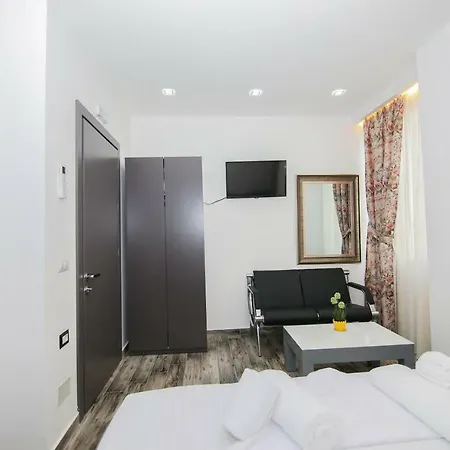 Relax Hotel