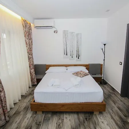 Relax Hotel
