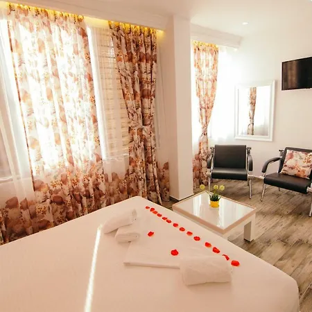 Hotel Relax Korce
